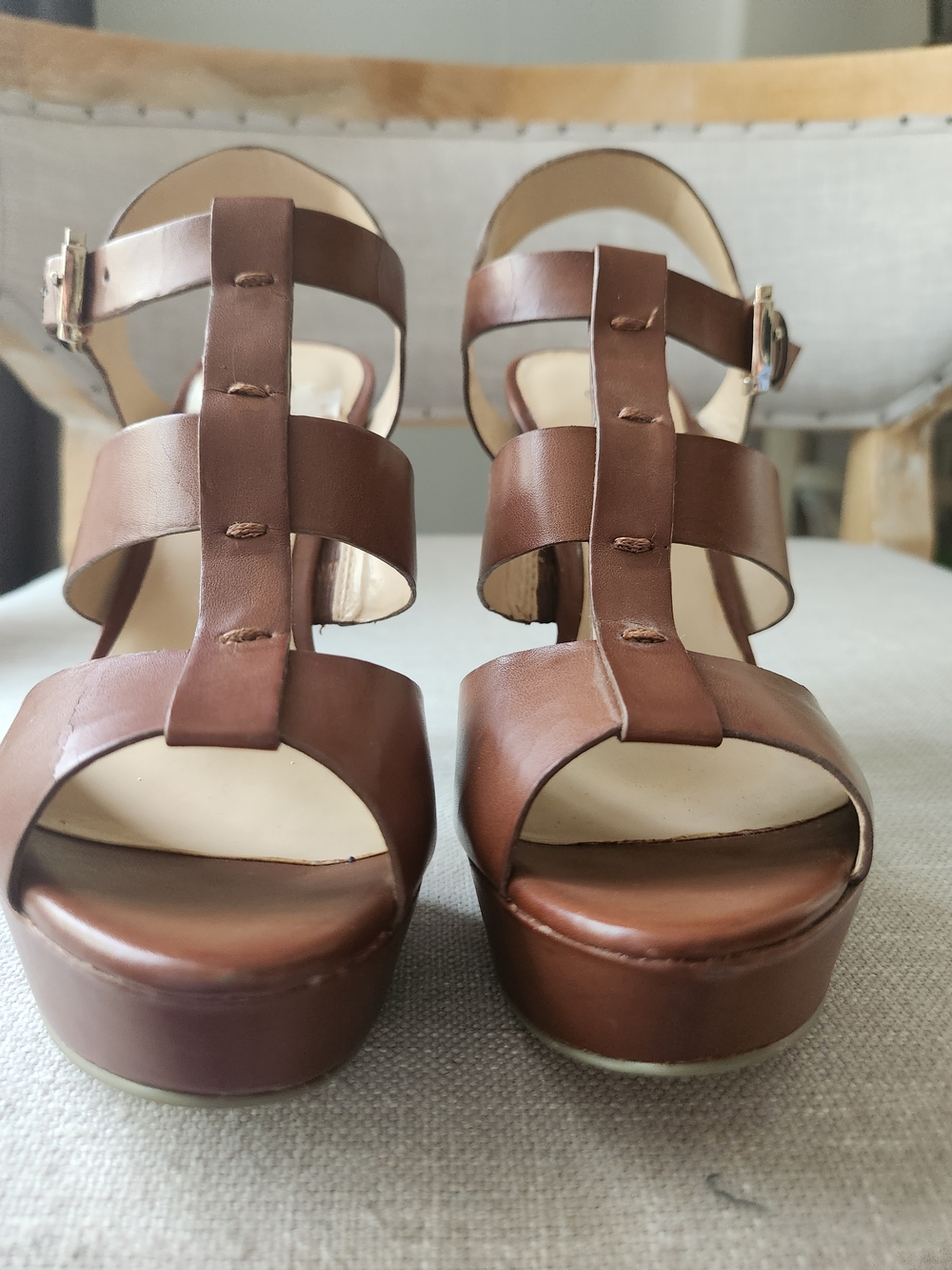 Guess Brown Strappy Platform High Heel Sandals 7.5 - Picture 3 of 16